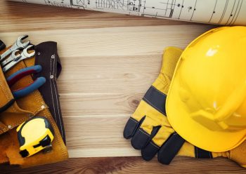 Workwear and protective clothing - what do health and safety regulations say?