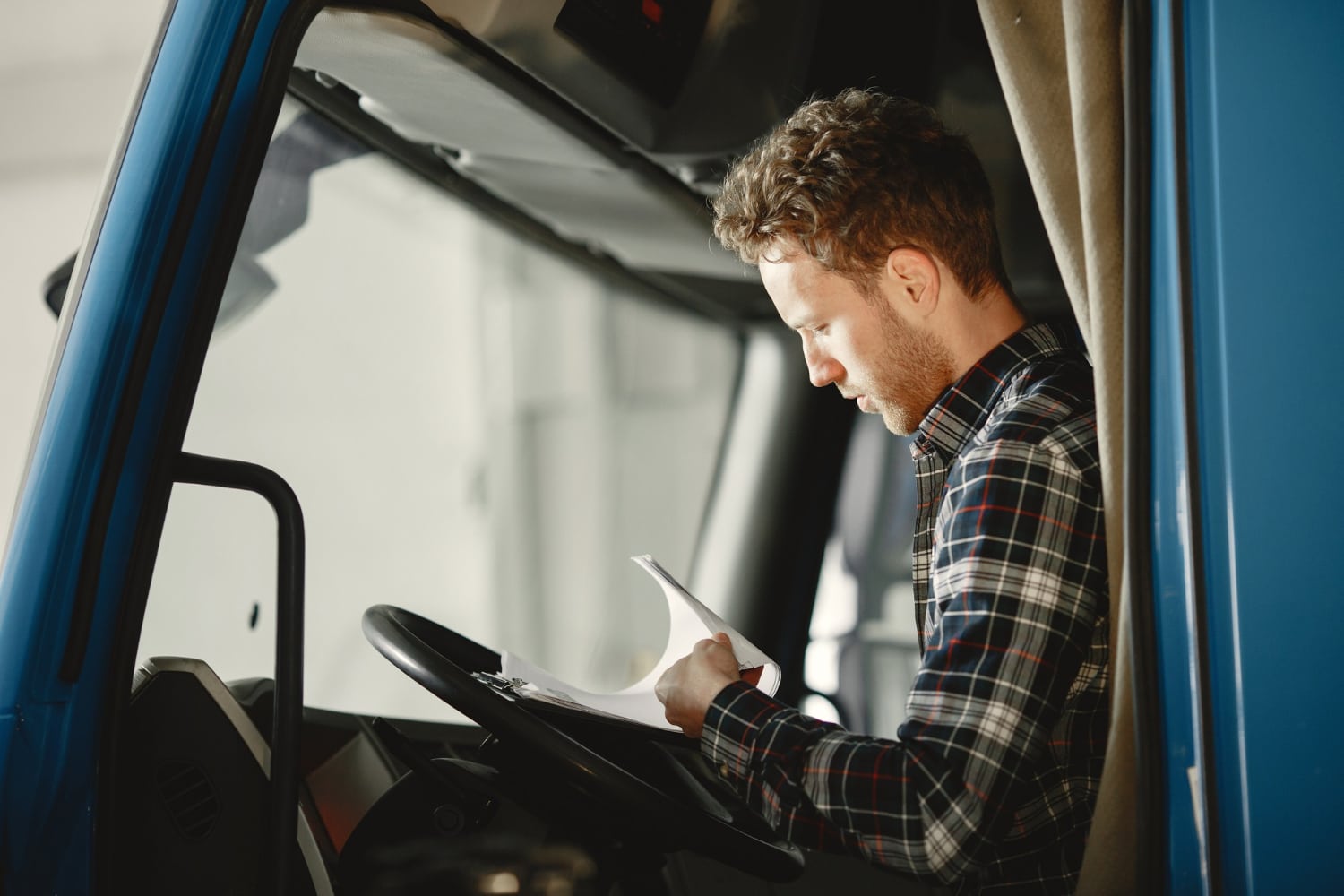 The problem in the professional driver market. What licenses do you need to get?